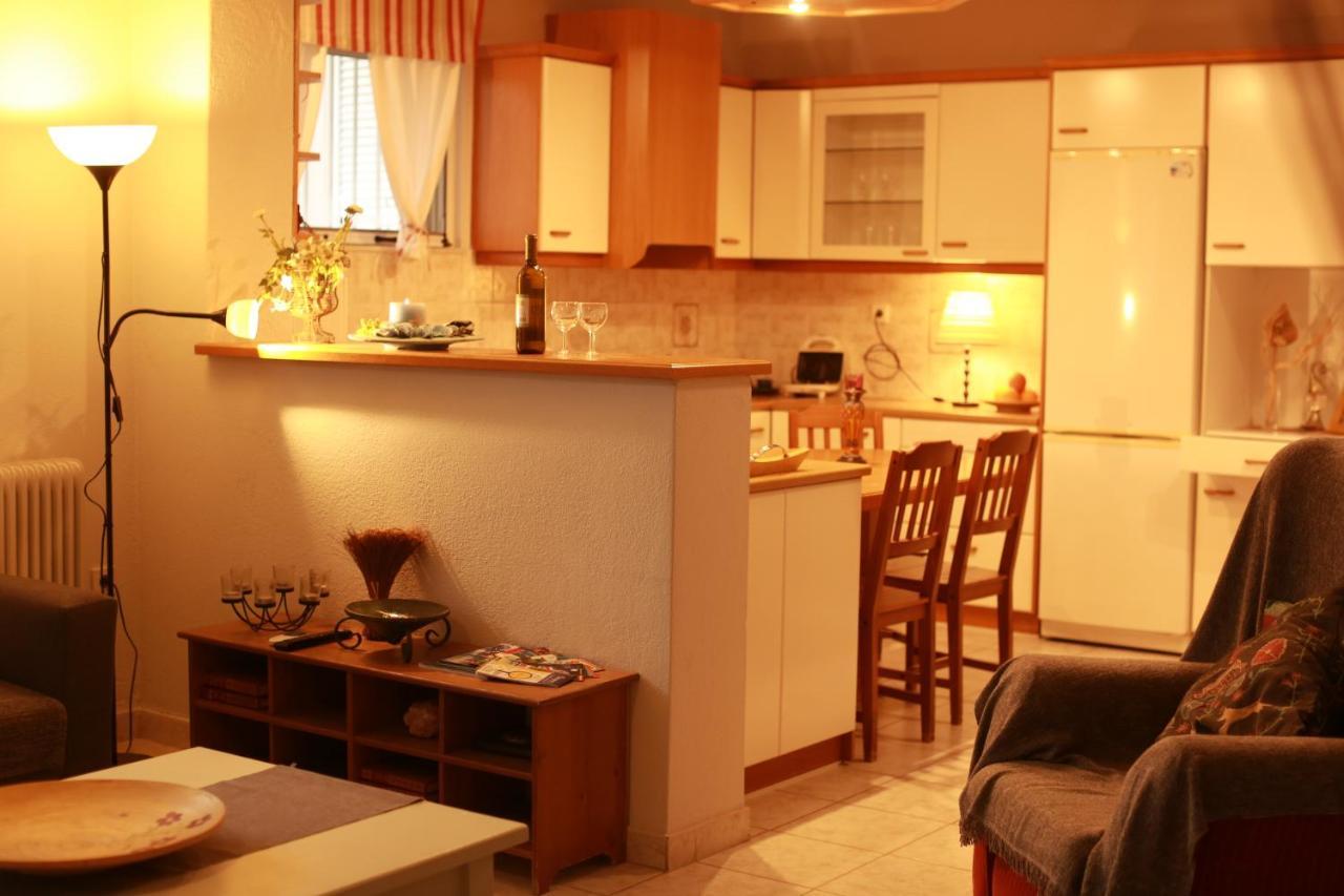 Artemis Apartment,Beach Two-Bedroom Buitenkant foto